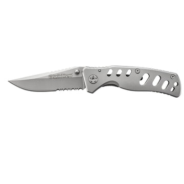 NAVAJA SMITH AND WESSON EXTREME OPS W/SERRATED CLIP POINT BLADE W/POCKET CLIP